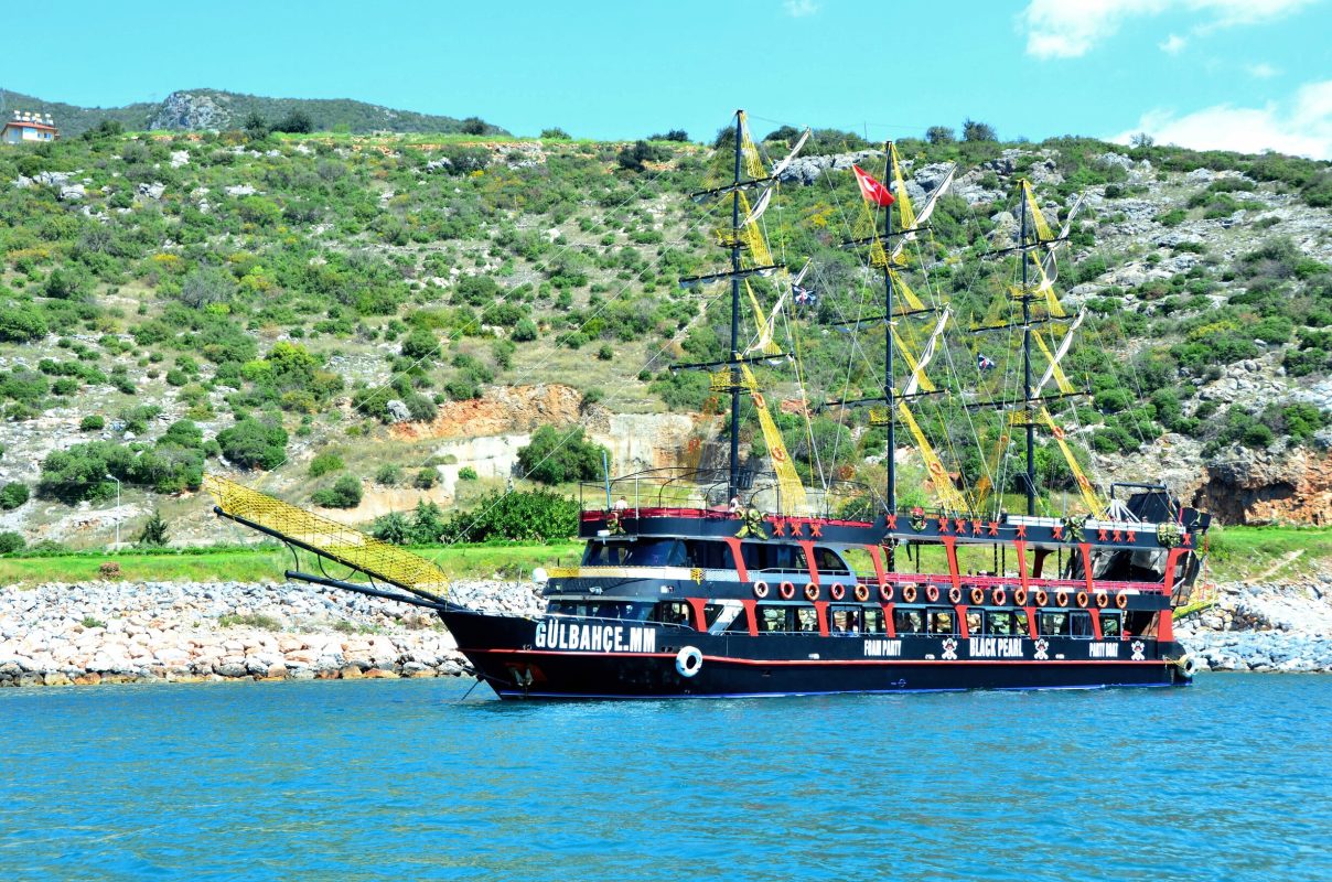 Alanya Relax Boat Tour: Maviliklerde Sessizlik ve Huzur